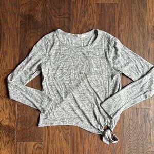 Grey long sleeve shirt women’s